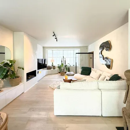 Peaceful 3-bedroom With Spacious Garden