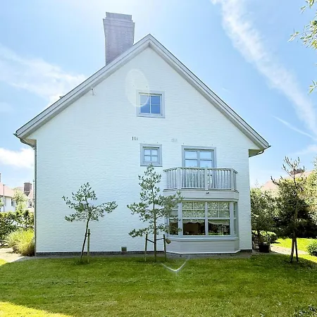 Vila Peaceful 3-bedroom With Spacious Garden Knokke-Heist